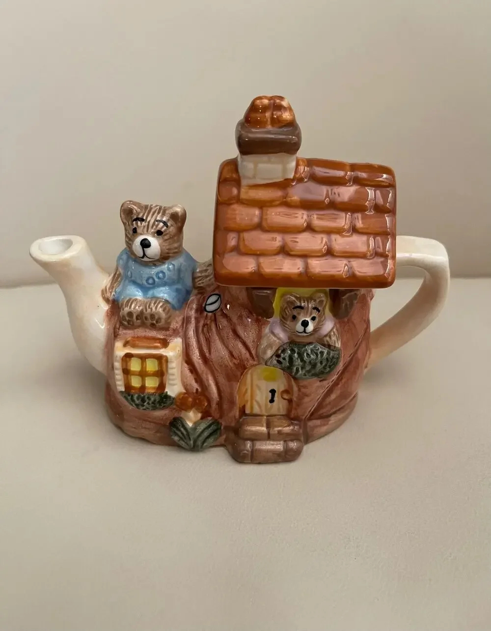 Tea-Née Collectible Two Little Bears Shoe House Teapot by Cardinal